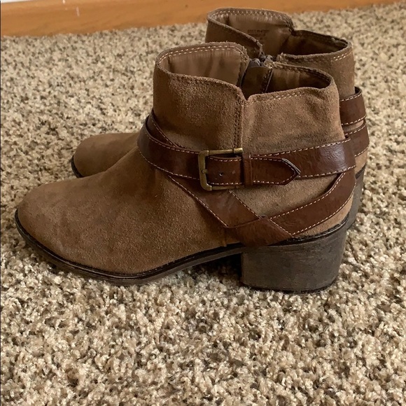 Brown booties! - Picture 8 of 15
